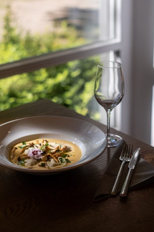Ein Gericht der Speisekarte des Aachener Restaurants Brasserie 27 auf dem Gelände des Aachener Golf-Clubs